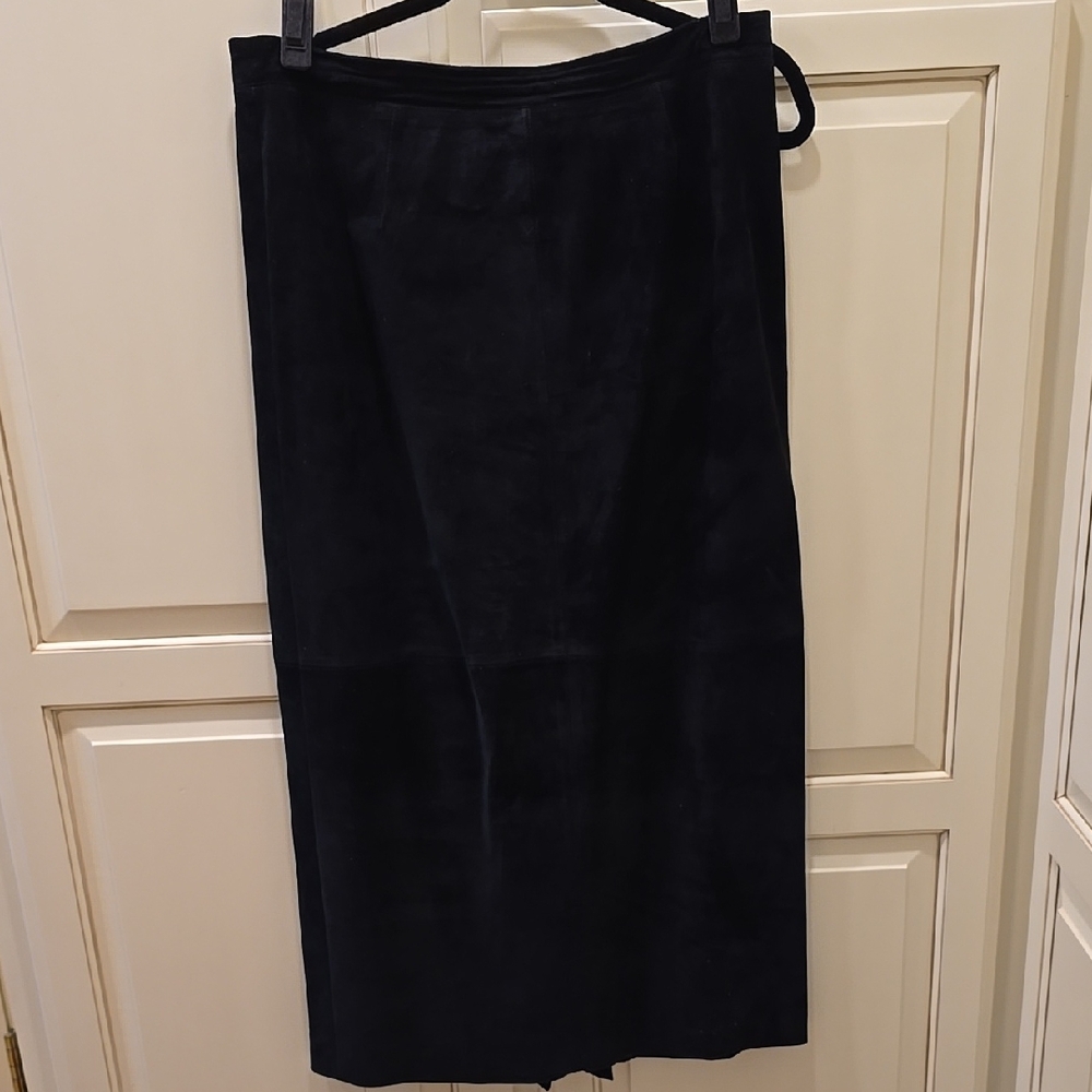 Classic chocolate brown suede Midi Skirt